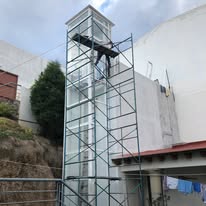 Estructura exterior de elevador