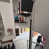 Proyecto interior de elevador en edificio